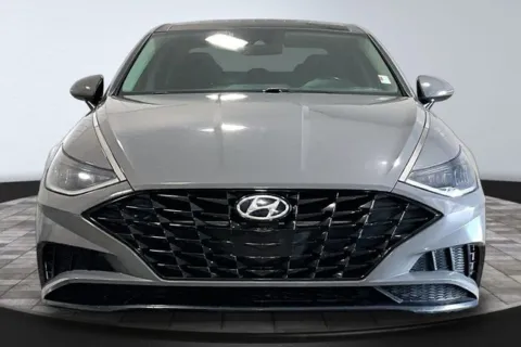 Photos of 2021 Hyundai Sonata SEL for sale in Roanoke, IN at Southwest Auto Sales