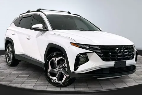 White 2024 Hyundai Tucson SEL for sale in Roanoke, IN