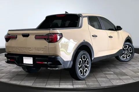 More photos of 2024 Hyundai Santa Cruz SEL at Southwest Auto Sales, IN