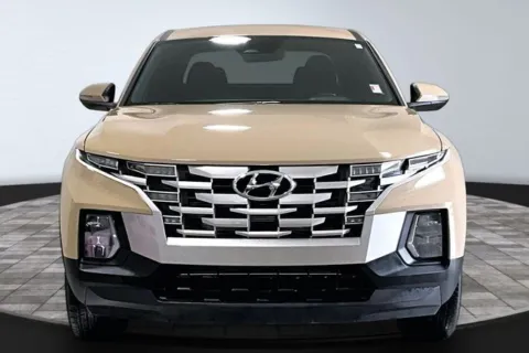 Photos of 2024 Hyundai Santa Cruz SEL for sale in Roanoke, IN at Southwest Auto Sales