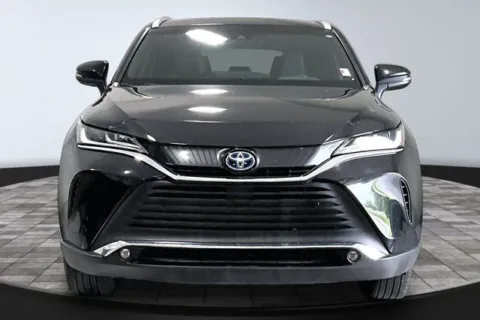 Photos of 2023 Toyota Venza XLE for sale in Roanoke, IN at Southwest Auto Sales