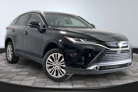 Black 2023 Toyota Venza XLE for sale in Roanoke, IN