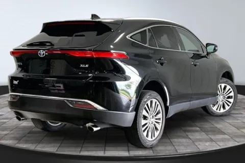 More photos of 2023 Toyota Venza XLE at Southwest Auto Sales, IN