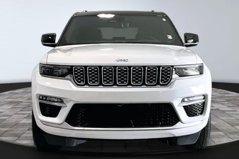 Photos of 2023 Jeep Grand Cherokee Summit 4xe for sale in Roanoke, IN at Southwest Auto Sales