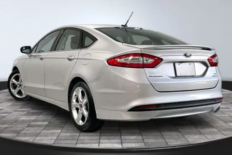More photos of 2016 Ford Fusion SE at Southwest Auto Sales, IN