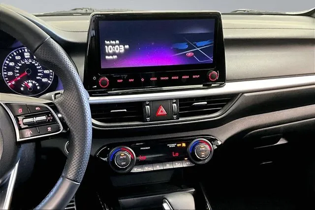 2023 Kia Forte GT-Line - Photo 9