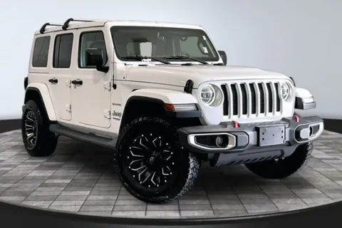 White 2019 Jeep Wrangler Unlimited Sahara for sale in Roanoke, IN