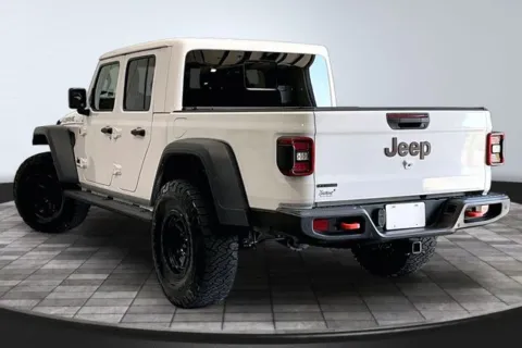 More photos of 2021 Jeep Gladiator Mojave at Southwest Auto Sales, IN
