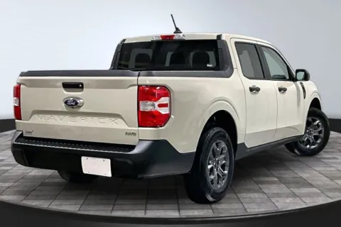 More photos of 2024 Ford Maverick XLT at Southwest Auto Sales, IN