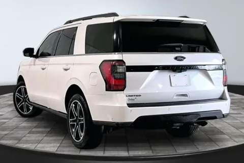 More photos of 2019 Ford Expedition Limited at Southwest Auto Sales, IN