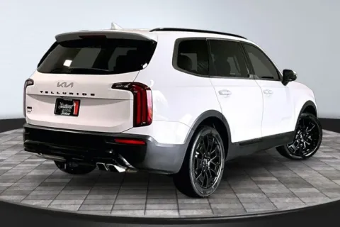 More photos of 2022 Kia Telluride EX at Southwest Auto Sales, IN