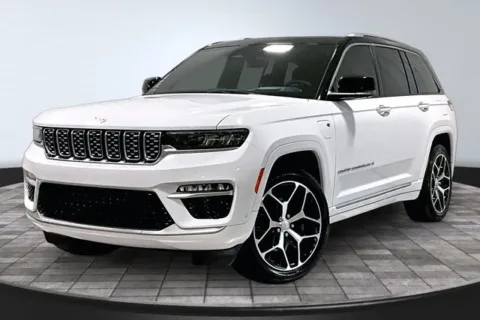 Another view of 2022 Jeep Grand Cherokee Summit Reserve 4xe for sale in Roanoke, IN at Southwest Auto Sales