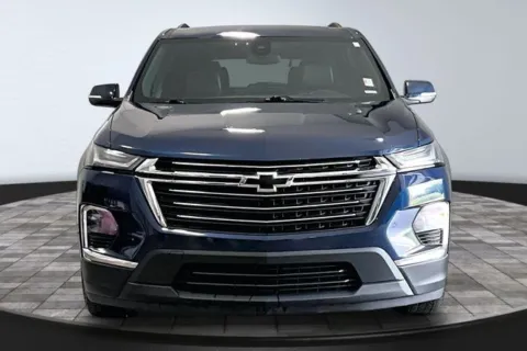 Photos of 2022 Chevrolet Traverse LT Leather for sale in Roanoke, IN at Southwest Auto Sales