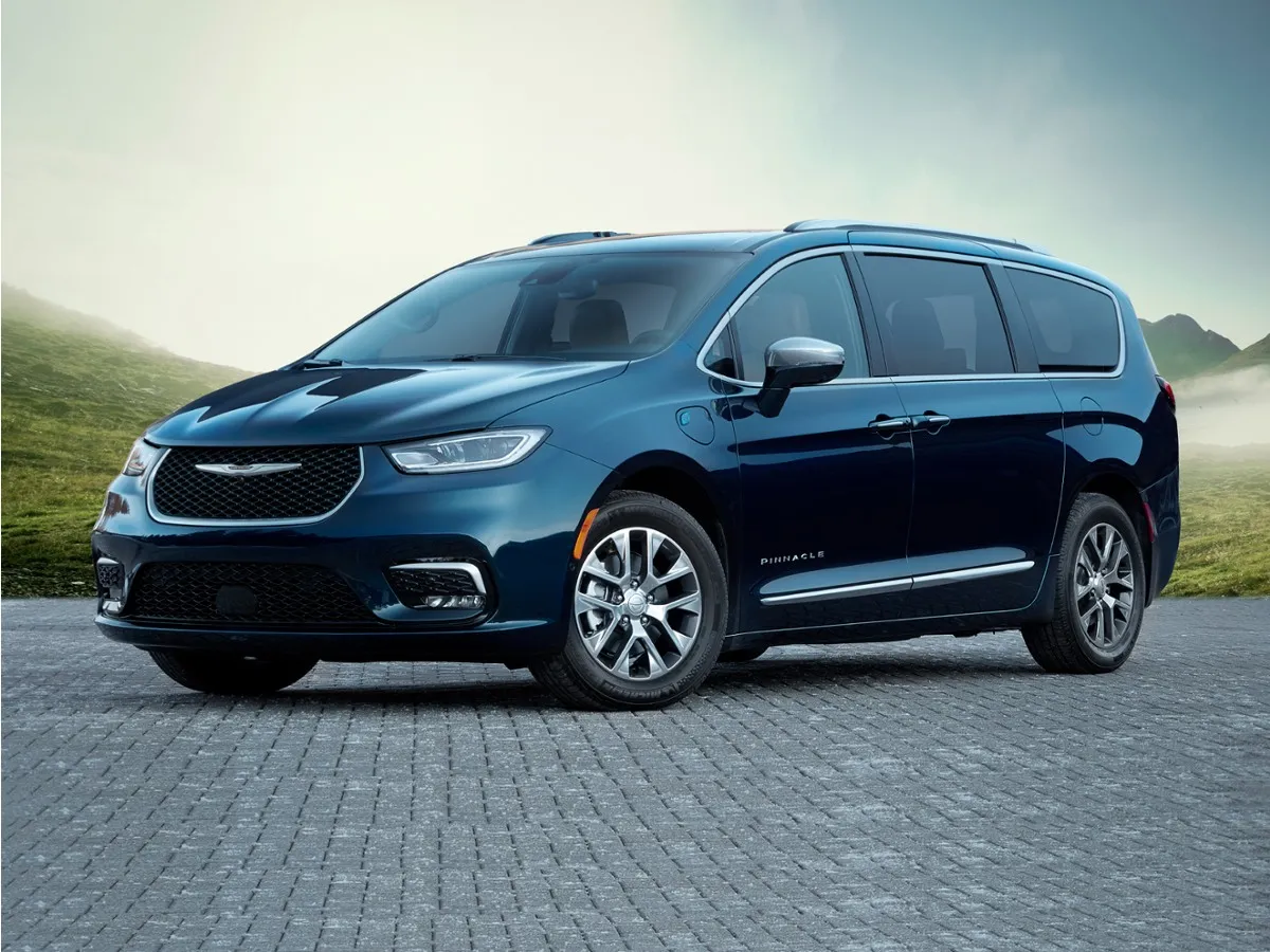 2024 Chrysler Pacifica Hybrid Select for sale in Roanoke, IN