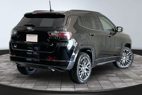 More photos of 2023 Jeep Compass Limited at Southwest Auto Sales, IN