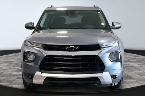Photos of 2021 Chevrolet TrailBlazer LT for sale in Roanoke, IN at Southwest Auto Sales