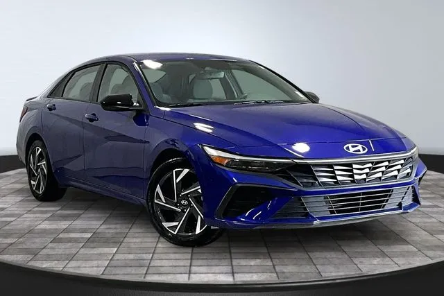Blue 2025 Hyundai Elantra SEL Sport for sale in Roanoke, IN