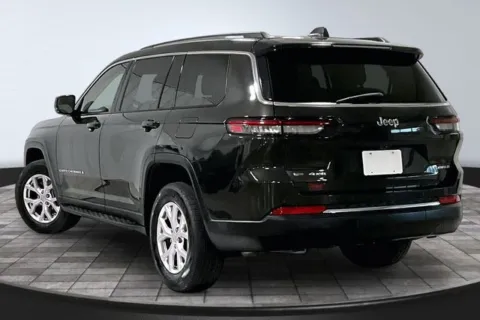More photos of 2022 Jeep Grand Cherokee L Limited at Southwest Auto Sales, IN