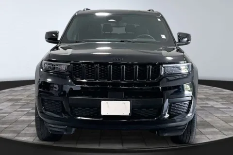 Photos of 2023 Jeep Grand Cherokee L Altitude for sale in Roanoke, IN at Southwest Auto Sales