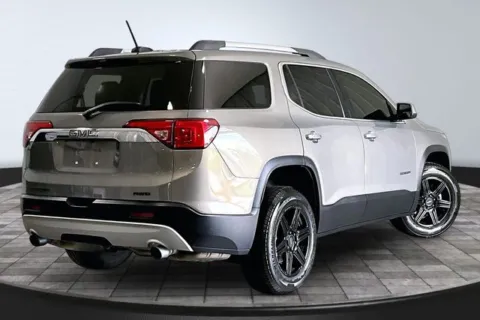 More photos of 2019 GMC Acadia SLT-1 at Southwest Auto Sales, IN
