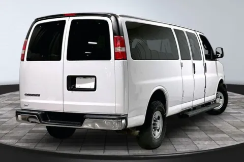 More photos of 2017 Chevrolet Express 3500 LT at Southwest Auto Sales, IN