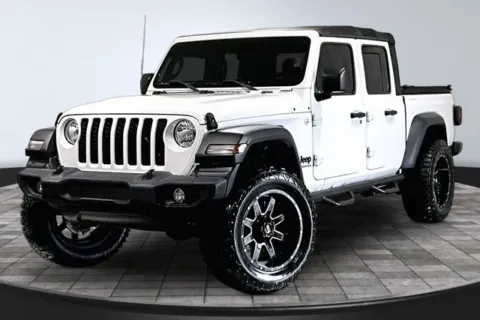 Another view of 2020 Jeep Gladiator Sport for sale in Roanoke, IN at Southwest Auto Sales