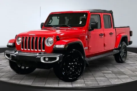 Another view of 2023 Jeep Gladiator Overland for sale in Roanoke, IN at Southwest Auto Sales