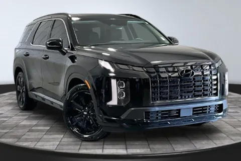 Black 2024 Hyundai Palisade XRT for sale in Roanoke, IN