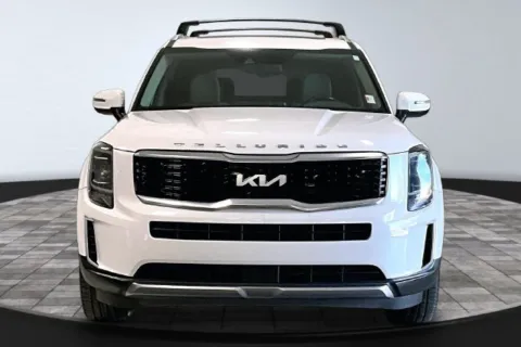 Photos of 2022 Kia Telluride S for sale in Roanoke, IN at Southwest Auto Sales