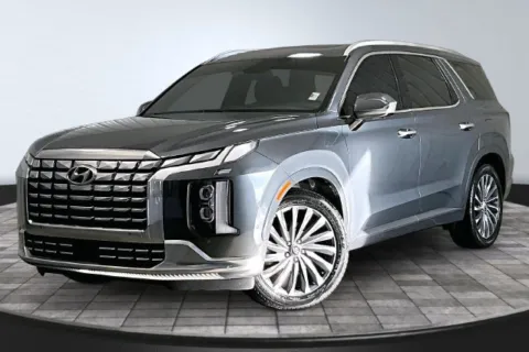 Another view of 2023 Hyundai Palisade Calligraphy for sale in Roanoke, IN at Southwest Auto Sales