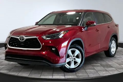 Another view of 2023 Toyota Highlander LE for sale in Roanoke, IN at Southwest Auto Sales