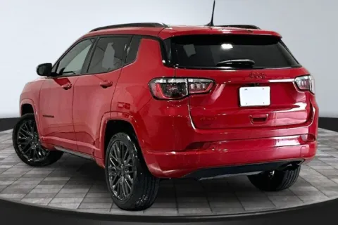 More photos of 2022 Jeep Compass Limited at Southwest Auto Sales, IN