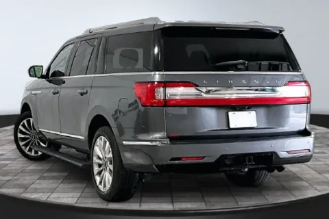 More photos of 2021 Lincoln Navigator L Reserve at Southwest Auto Sales, IN