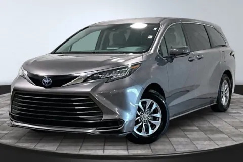 Another view of 2022 Toyota Sienna LE for sale in Roanoke, IN at Southwest Auto Sales
