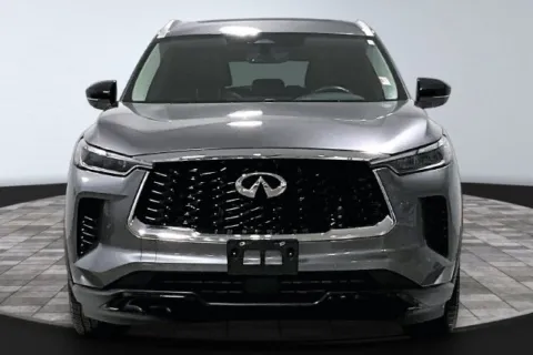Photos of 2023 INFINITI QX60 LUXE for sale in Roanoke, IN at Southwest Auto Sales