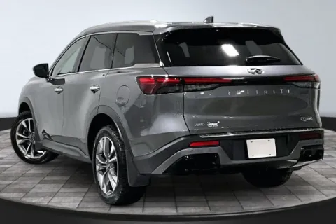More photos of 2023 INFINITI QX60 LUXE at Southwest Auto Sales, IN