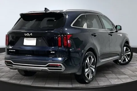 More photos of 2024 Kia Sorento Hybrid EX at Southwest Auto Sales, IN