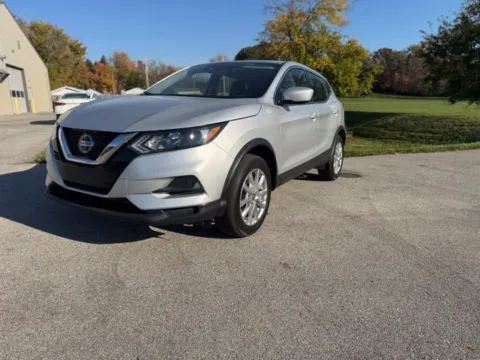 Photos of 2022 Nissan Rogue Sport S for sale in Roanoke, IN at Southwest Auto Sales