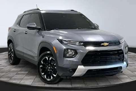 Gray 2021 Chevrolet TrailBlazer LT for sale in Roanoke, IN