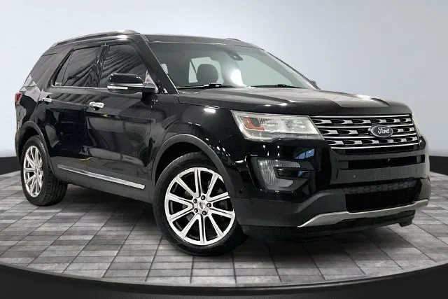 Black 2016 Ford Explorer Limited for sale in Roanoke, IN