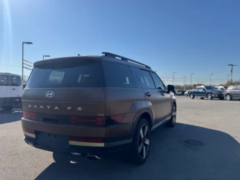 More photos of 2024 Hyundai Santa Fe Limited at Southwest Auto Sales, IN