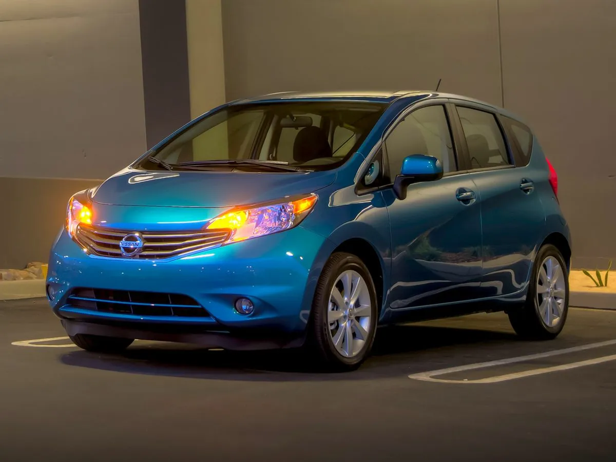 2015 Nissan Versa Note SV for sale in Roanoke, IN