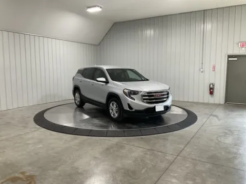 Photos of 2021 GMC Terrain SLE for sale in Roanoke, IN at Southwest Auto Sales