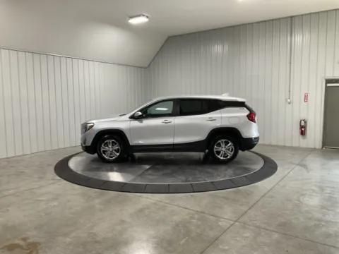 More photos of 2021 GMC Terrain SLE at Southwest Auto Sales, IN