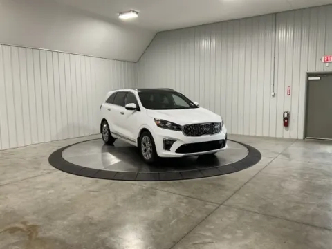 Photos of 2019 Kia Sorento SX Limited for sale in Roanoke, IN at Southwest Auto Sales