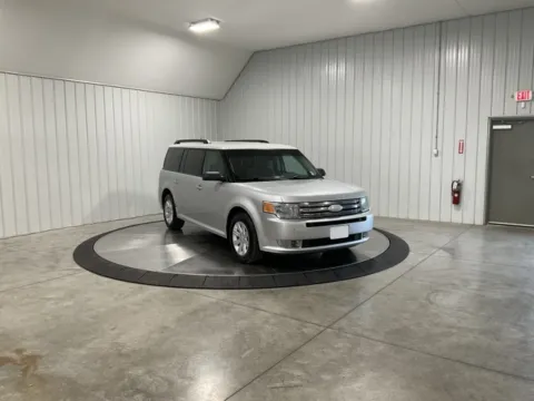 Photos of 2012 Ford Flex SE for sale in Roanoke, IN at Southwest Auto Sales