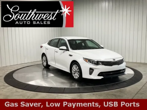 White 2018 Kia Optima S for sale in Roanoke, IN