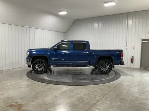 More photos of 2017 GMC Sierra 1500 SLT at Southwest Auto Sales, IN