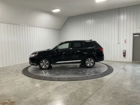 More photos of 2019 Mitsubishi Outlander ES at Southwest Auto Sales, IN