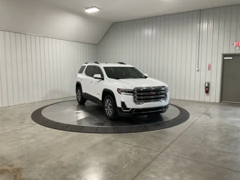 Photos of 2023 GMC Acadia SLT for sale in Roanoke, IN at Southwest Auto Sales